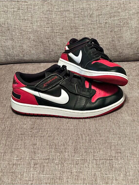 Jordan Air Jordan 1 Low FlyEase "Alternate Bred Toe" Sneakers Black & Red US 10